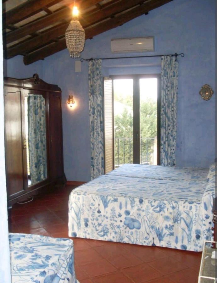 Casa Rural El Chorrillo Казалла де ла Сиерра Экстерьер фото